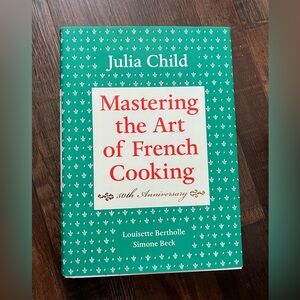 Mastering the Art of French Cooking by Julia Child - Green Cover